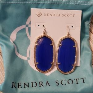 Vintage Kendra Scott earrings